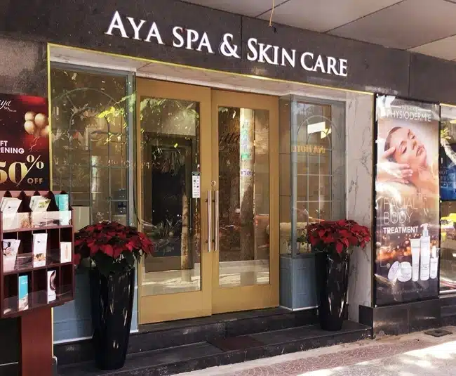 AYA Spa áp dụng công nghệ chăm sóc da hiện đại với sử dụng các thiết bị nhập khẩu từ Mỹ.