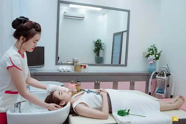 Shynh Beauty & Spa cung cấp đa dạng nhiều dịch vụ làm đẹp với mức giá vô cùng ưu đãi.