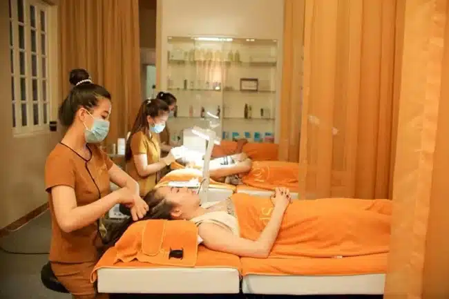 Đội ngũ nhân viên tại Phan Thị Spa có tay nghề chuyên nghiệp giúp khách hàng có trãi nghiệm tốt nhất.