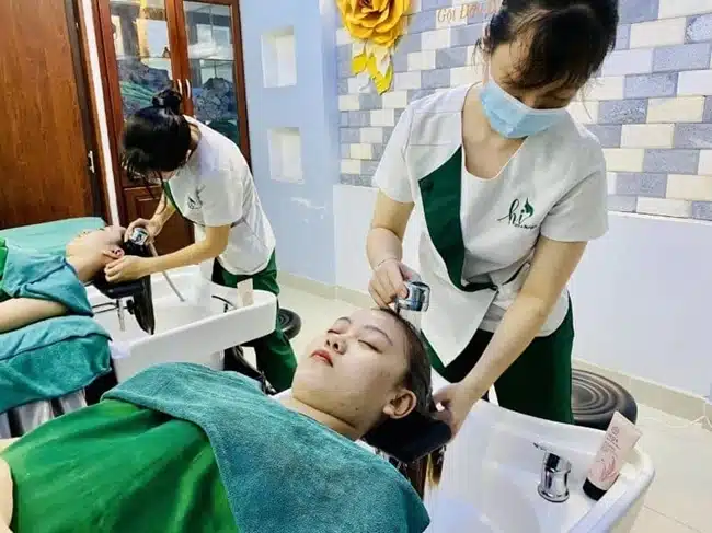 Hi Spa cung cấp dịch vụ làm đẹp uy tín chất lượng kết hợp với không gian rộng rãi thoải mái cho khách hàng.