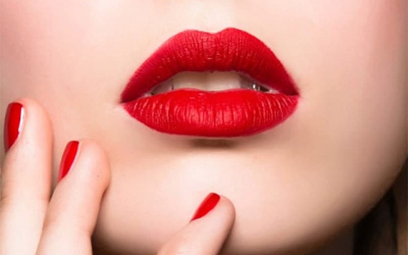 Xăm môi bao lâu thì lên màu. 20 thắc mắc thường gặp khi xăm môi
