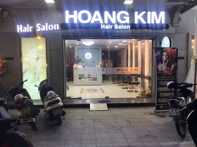 Hoàng Kim Hair Salon trung tâm đào tạo chuyên nghiệp dành cho học viên.