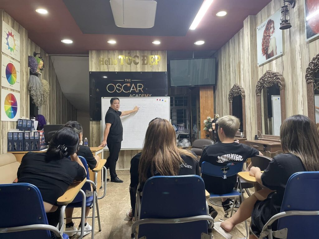 Học viện tạo mẫu tóc OSCAR