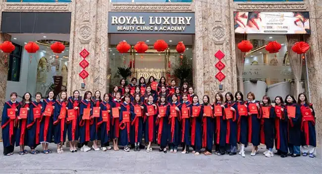 Royal Beauty Academy là nơi đào tạo những học viên chuyên ngành spa xuất sắc.