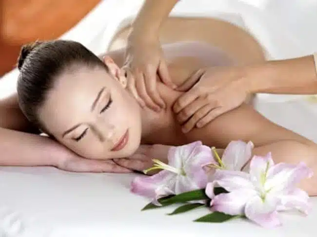 Mimosa Spa cung cấp đa dạng các dịch vụ làm đẹp mang lại sự tự tin và thư giãn cho khách hàng.