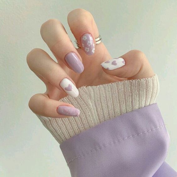 Mẫu nail màu tím mùa hè, dễ thương.