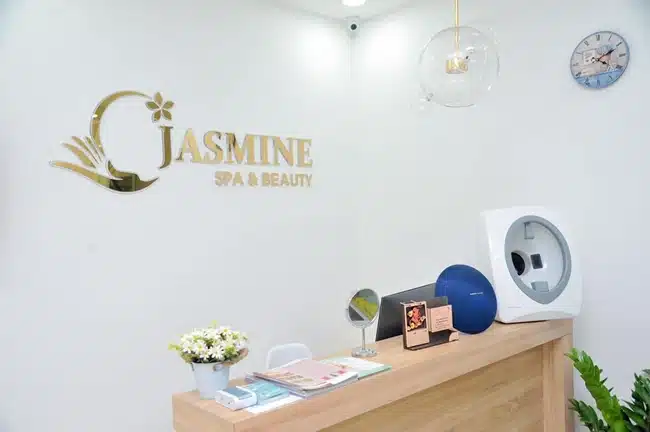 JASMINE Spa cung cấp dịch vụ làm đẹp kết hợp với các thiết bị hiện đại mang đến trải nghiệm thư giãn hiệu quả và chuyên nghiệp nhất.