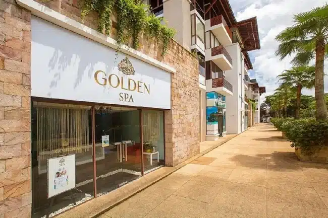 Tiệm gội đầu dưỡng sinh Golden Spa gội đầu dưỡng sinh giá rẻ tại Bình Thạnh.