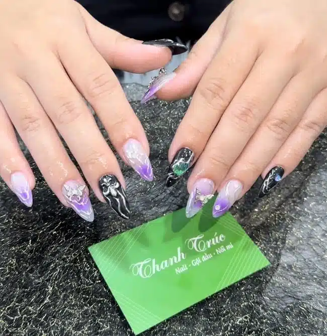 Nail Thanh Trúc mang đến một môi trường năng động, với đội ngũ giảng viên giàu kinh nghiệm.