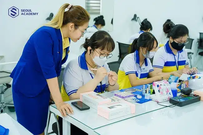 Khoá học nail của Seoul Academy đã và đang nhận được nhiều sự quan tâm của học viên.