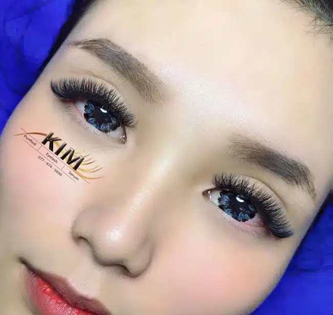 Kim Eyelash đã đào tạo cho nhiều thế hệ học viên nối mi và nhận được nhiều đánh giá tích cực.