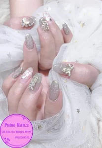 Phón Nails