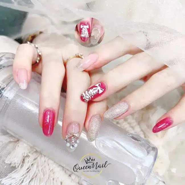 Queen Nail cung cấp nhiều chương trình đào tạo nghề làm móng đạt chuẩn quốc tế, hỗ trợ các học viên có kiến thức, kỹ năng cũng như sự tự tin.