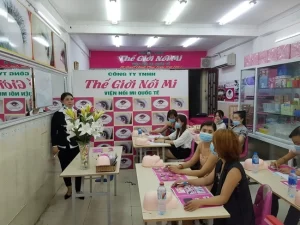 Thế Giới Nối Mi