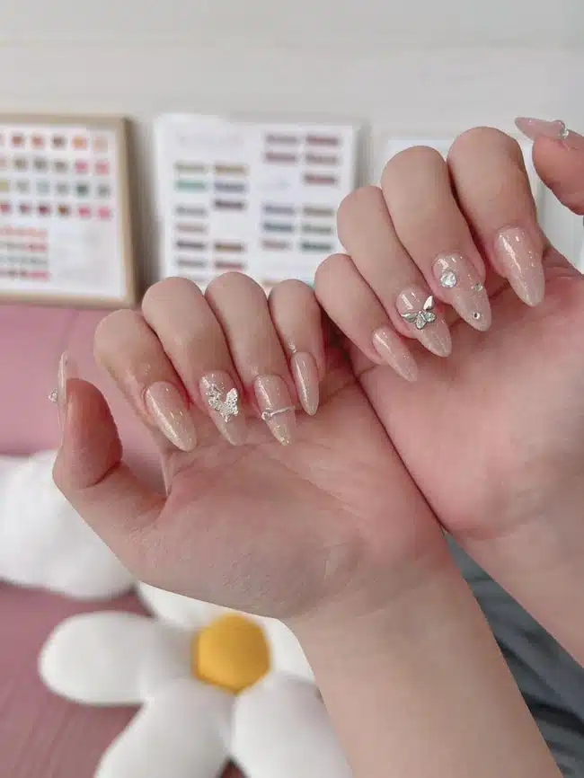 The Shine Nail & Beauty Room giúp bạn làm chủ những kỹ năng cơ bản và xây dựng nền tảng vững chắc cho việc tiếp tục học và phát triển.