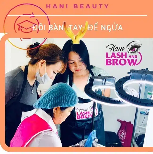 Hani Beauty hỗ trợ chăm sóc học viên trọn đời sau khi tham gia khóa học.