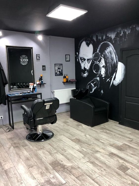 Salon làm tóc thiết kế tone đen cá tính, thời trang, phong cách.