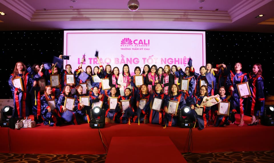 Lễ tốt nghiệp tại Cali Beauty Academy