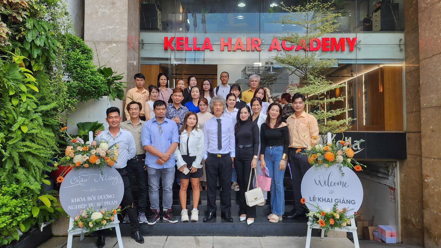 Trung tâm dạy nghề thẩm mỹ Thanh Kinh địa chỉ học nghề tóc uy tín tại TPHCM