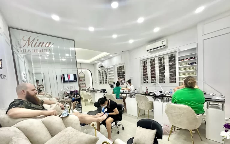 Mina Nails & Beauty