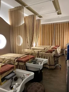 Thuỳ Linh Beauty Academy