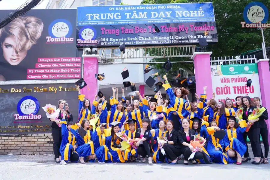 Trường đào tạo thẩm mỹ Tomiluc đã đào tạo ra rất nhiều học viên giỏi trong lĩnh vực thẩm mỹ.